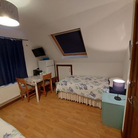 Chezzas Homestay プール エクステリア 写真